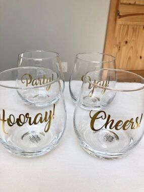 NEW Stemless Set of Four Wine Glasses